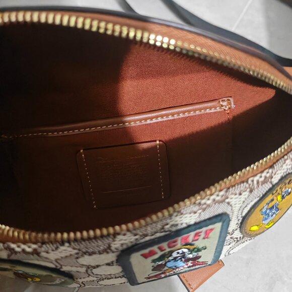 Disney x Coach Signature Jacquard Belt Bag - Picture 5 of 7